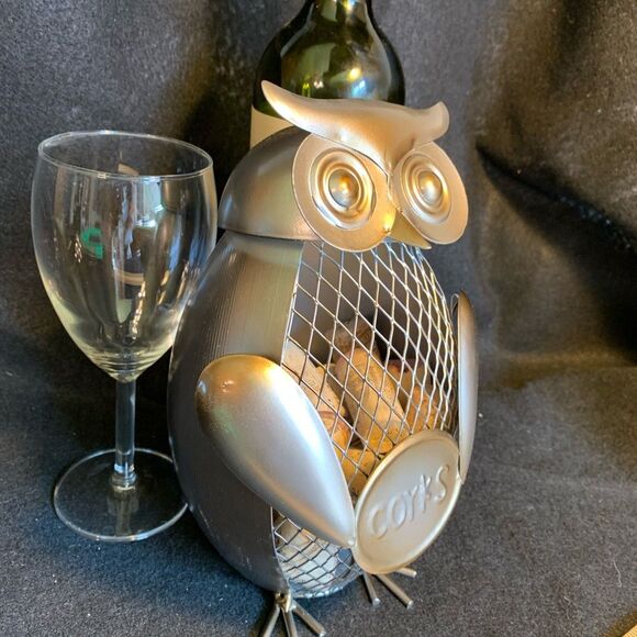 Gift to go - Boxed Wine Cork Holder by renowned J. Regarno, Metal Wire Owl - Picture 1 of 7